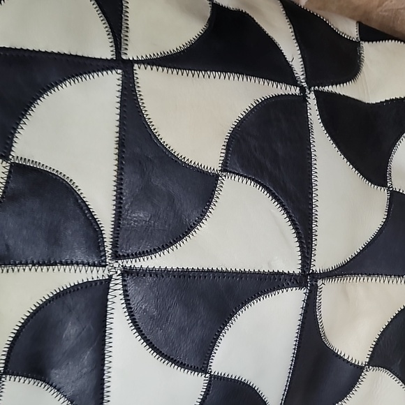 Fifth Avenue Handbags Black & White Pinwheel Squares Faux Leather Crossbody - Picture 3 of 12